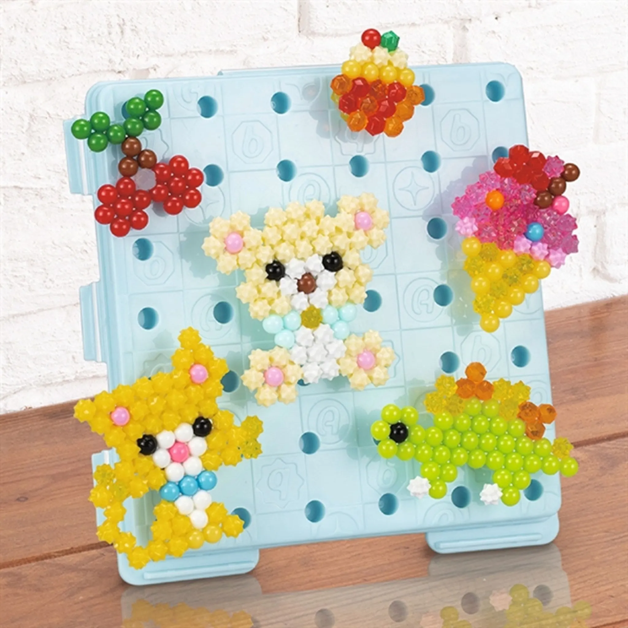 Aquabeads Beginners Bead Suitcase