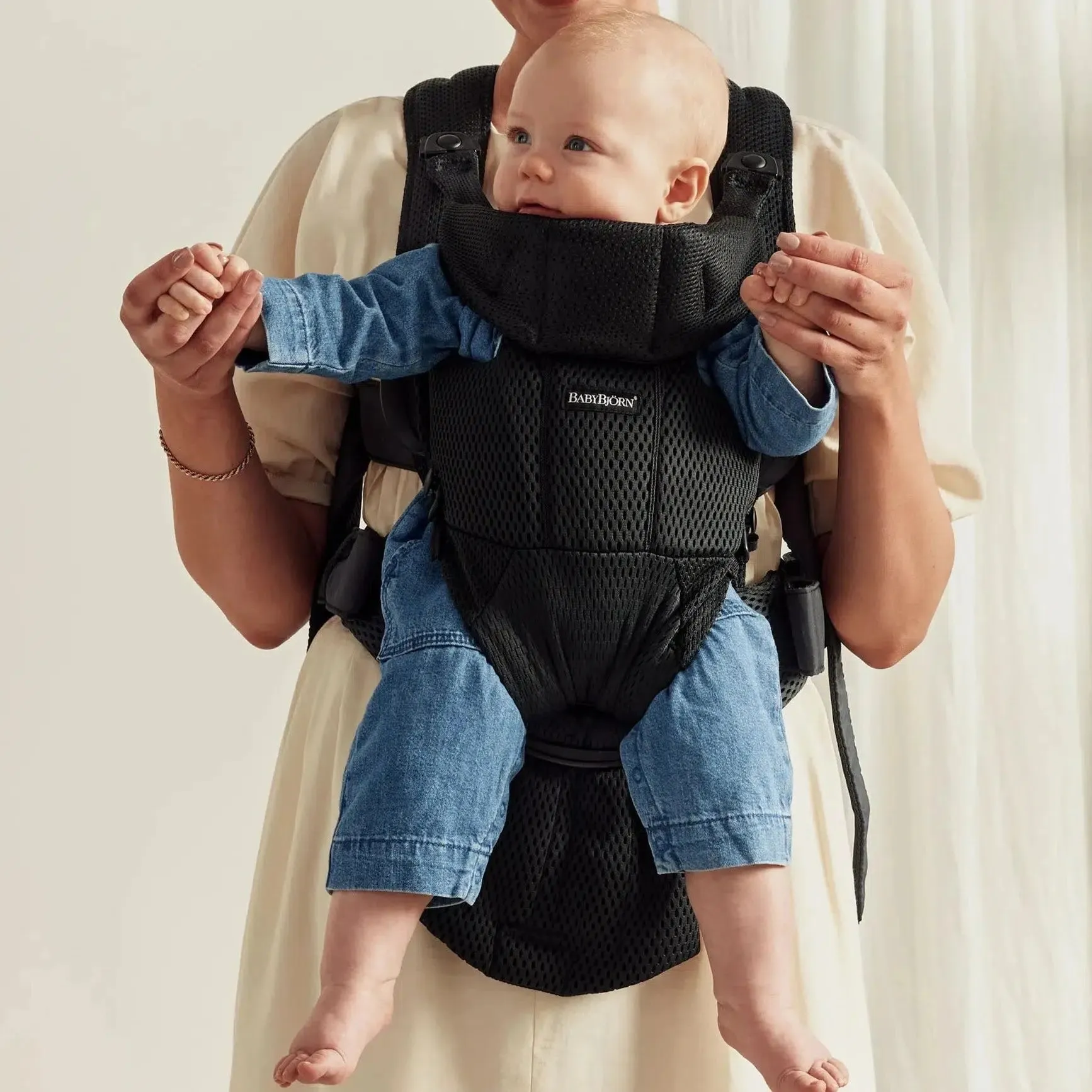 Baby Bjorn - Baby Carrier Free - Black Mesh