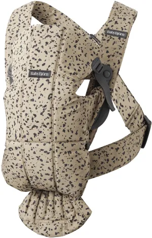 BabyBjorn Baby Carrier Mini, Woven - Dark Gray / Beige Print