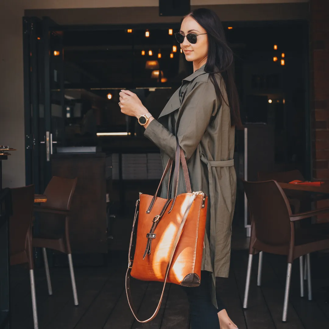 Classic Leather Esther Handbag - Hazelnut