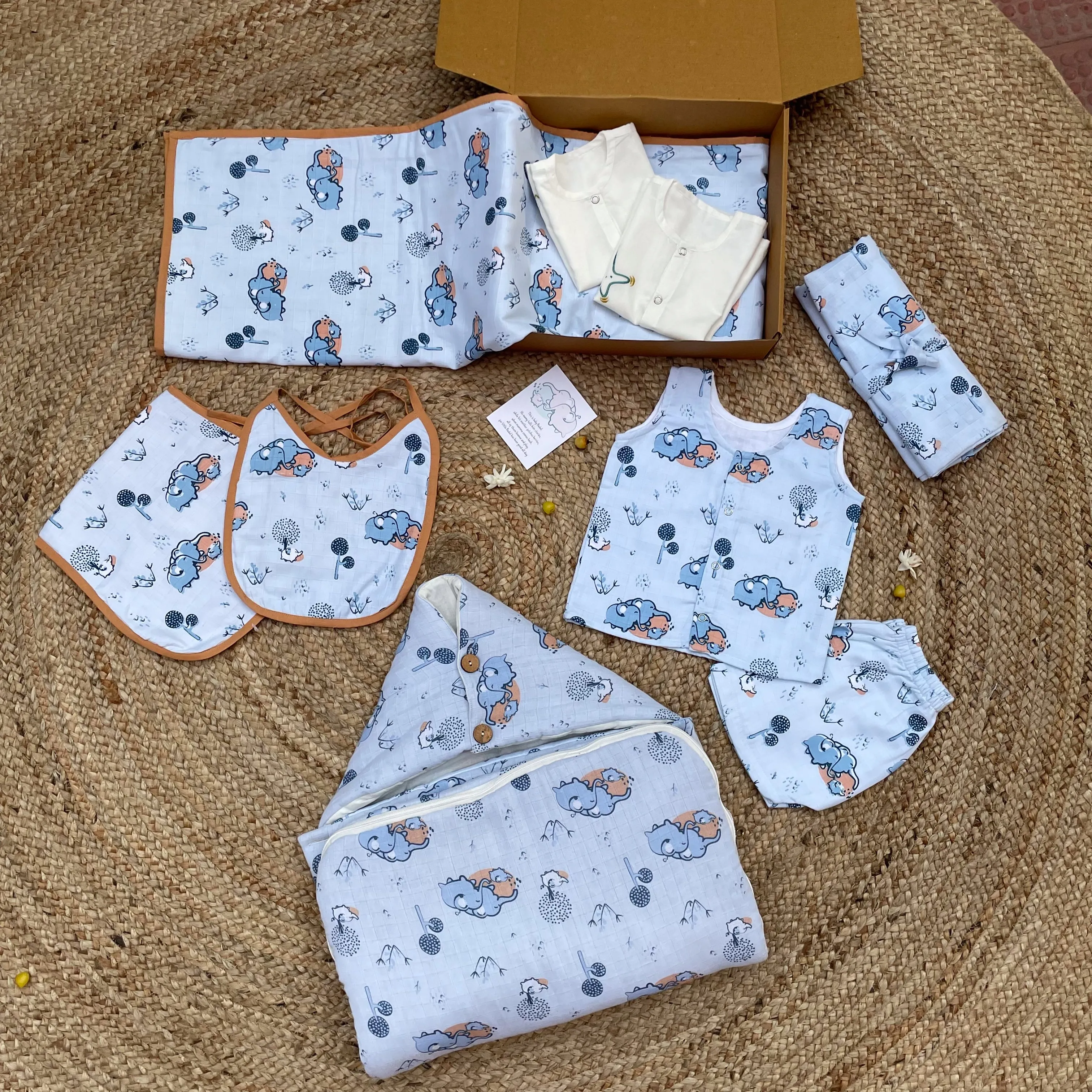 Elephant Clan Muslin Jumbo Gift Bundle(8 articles)