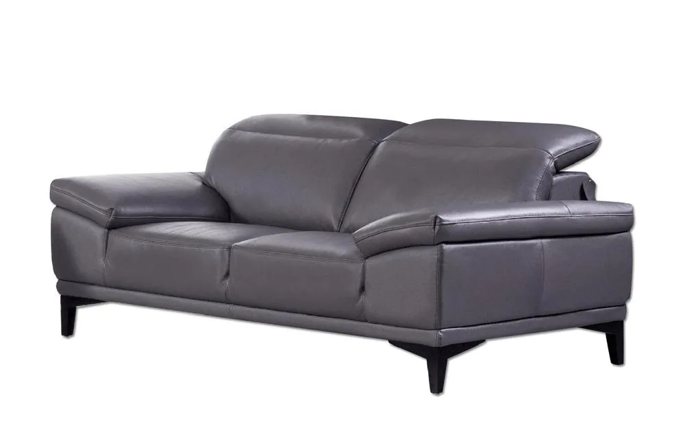 Hali Loveseat