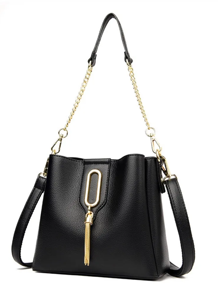 Large Capacity Fashion Tassel Slung Bucket Bag