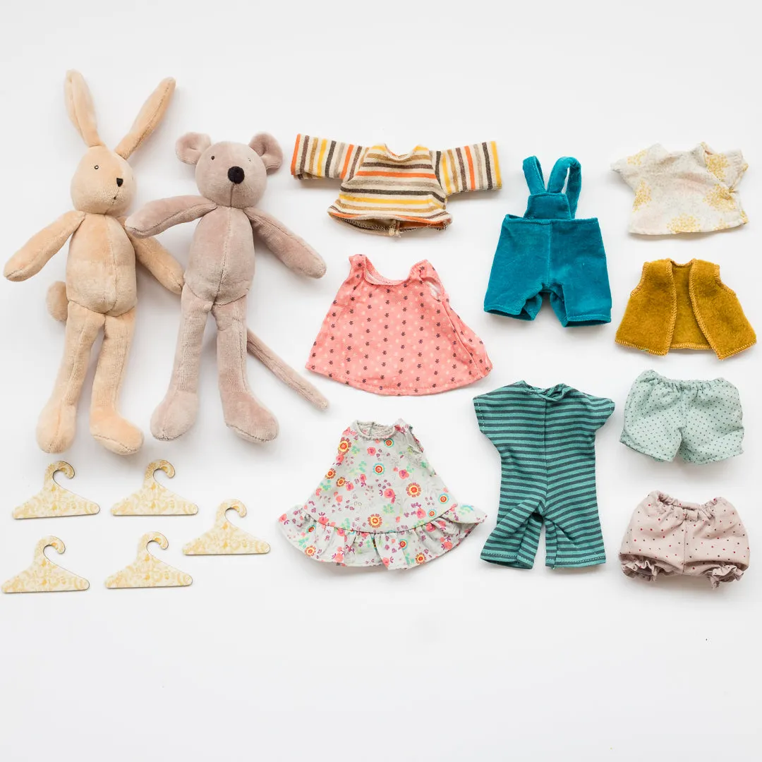 Moulin Roty grande famille suitcase wardrobe set