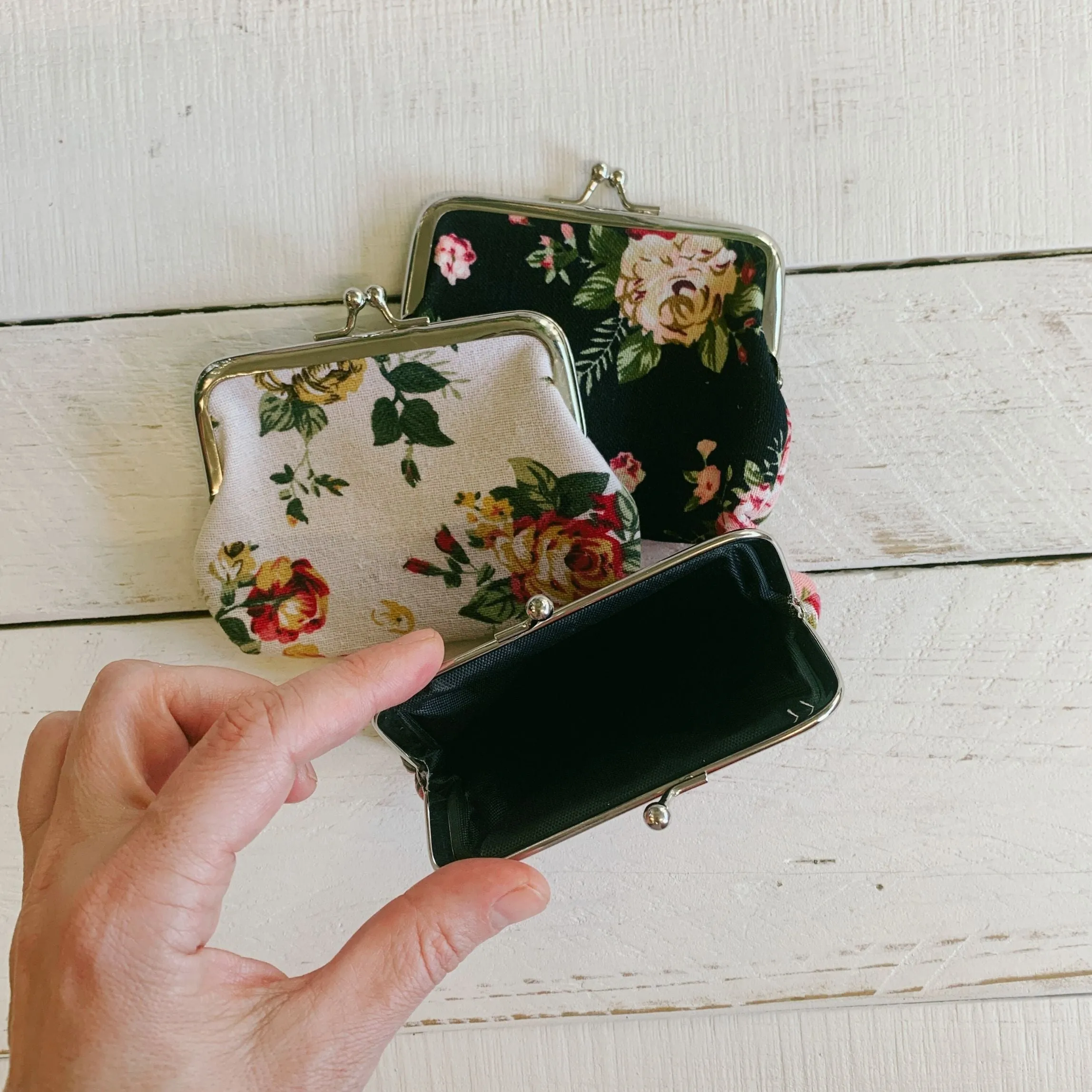 White Floral Coin Purse | Cute Small Trinkets Storage